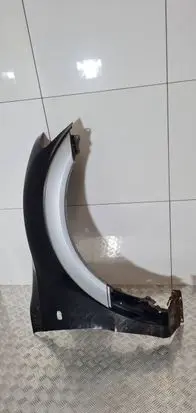 Mitsubishi Pajero Fender