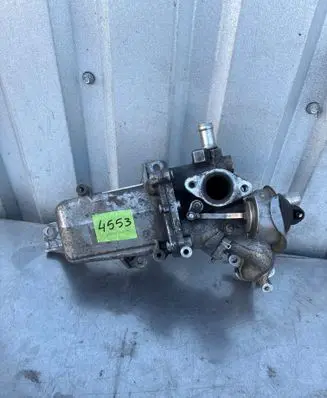 Renault Trafic III (X82) EGR valve cooler 147357086R