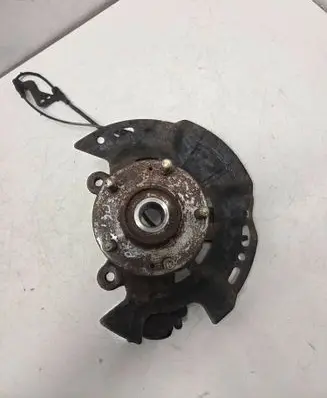 Hyundai i30 Front wheel hub 
