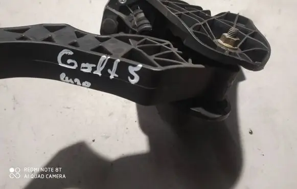 Clutch pedal