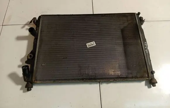 Renault Scenic I Coolant radiator