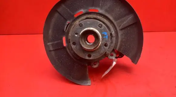 BMW 5 E60 E61 Front wheel hub spindle knuckle 6780066