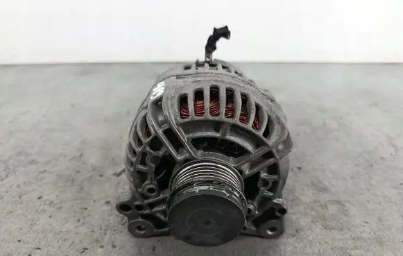 Volkswagen PASSAT B5.5 Generator/alternator