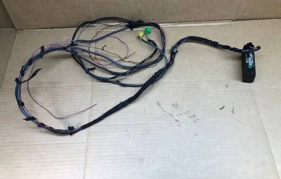 Audi A4 S4 B9 USB socket connector 8W0035736 00726003018