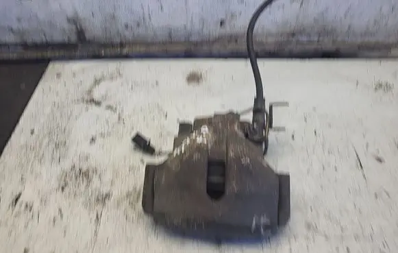 Audi A4 S4 B5 8D Front brake caliper 