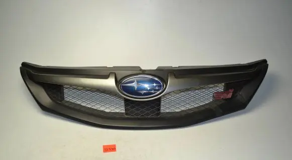 Subaru Impreza III Front bumper upper radiator grill 12930