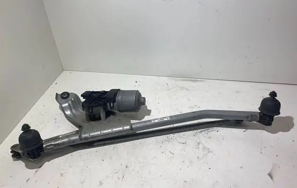Dacia Sandero Front wiper linkage and motor 8200619512 3397020879
