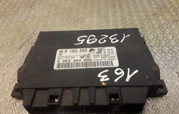 Mercedes-Benz ML W163 Parking PDC control unit/module 1635457432 A1635457432