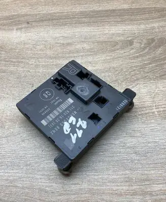 Mercedes-Benz E W211 Door control unit/module 2118201626 356806