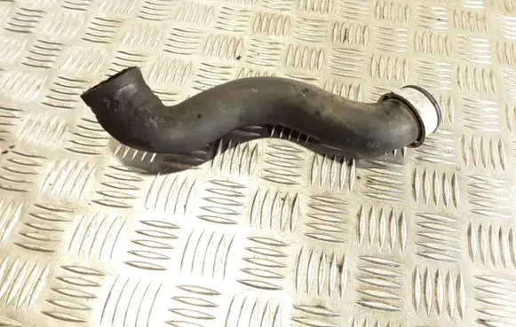 Mercedes-Benz E W211 Engine coolant pipe/hose A2115011082