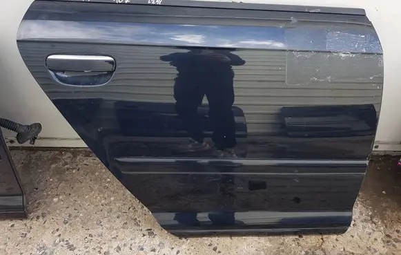 Audi A3 S3 8P Rear door 