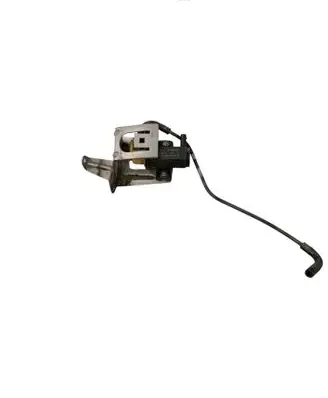 Mercedes-Benz C W205 Turbo solenoid valve A0101531328