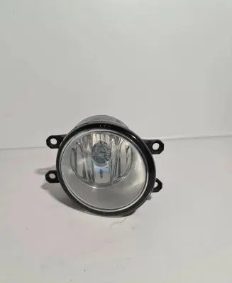 Toyota Avensis T250 Front fog light 812100D040 89204021