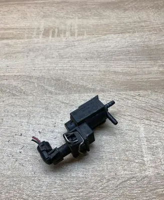 Valve vacuum