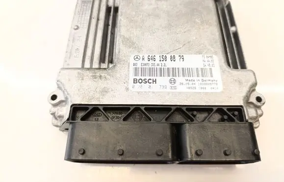 Mercedes-Benz C W203 Engine control unit/module A6461500879 0281011739