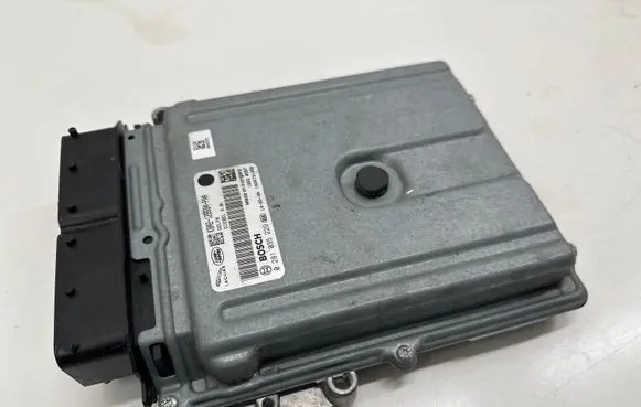 Land Rover Discovery 5 Engine control unit/module K8A212B684PAA