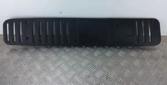 Tail light part