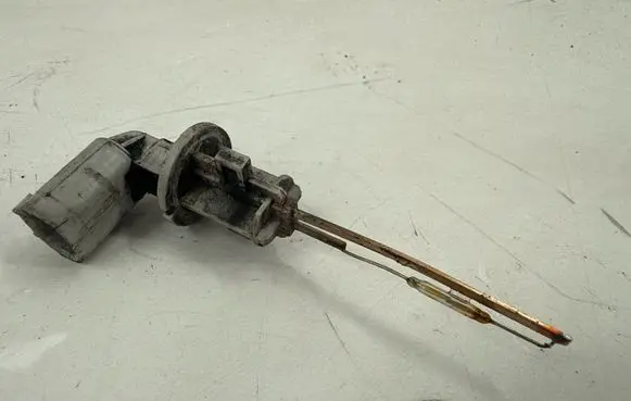 BMW 3 E46 Coolant level sensor 7506601
