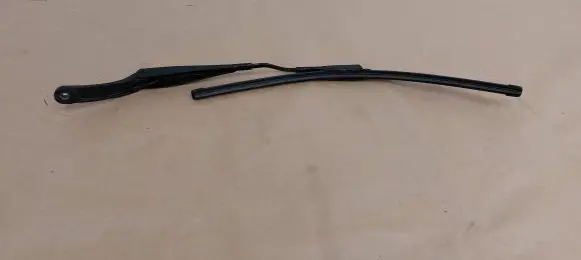 Porsche 911 991 Front wiper blade arm 99162813202