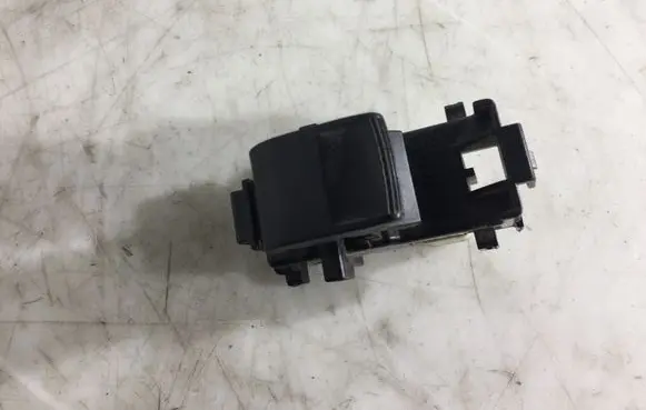 Toyota Yaris Electric window control switch 829215N 1928292 192829