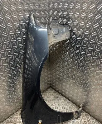Audi A4 S4 B5 8D Fender