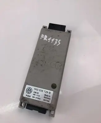 Volkswagen Touran I Other control units/modules 1K0035729B