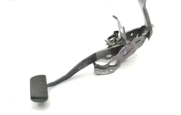 Toyota C-HR I Brake pedal 8951047040