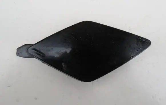 Volvo XC60 Front tow hook cap/cover 31425165
