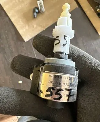 Audi A8 S8 D4 4H Headlight level adjustment motor 89022080 PP35LA