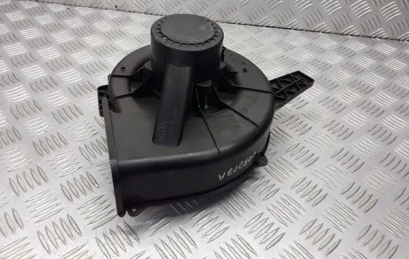 Seat Cordoba (6L) Front door blower motor 6Q1819015E