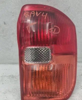 Toyota RAV 4 (XA20) Rear/tail lights T56R