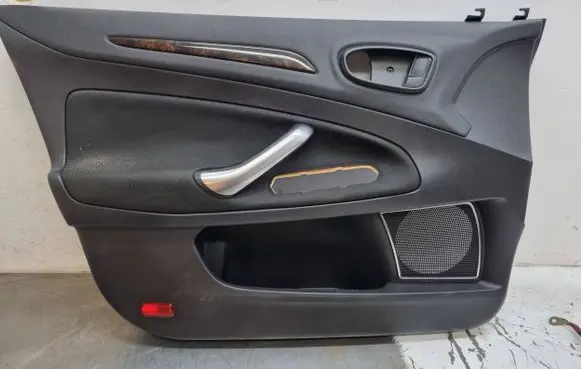 Ford Mondeo MK IV Front door card panel trim A23943MN1ESB