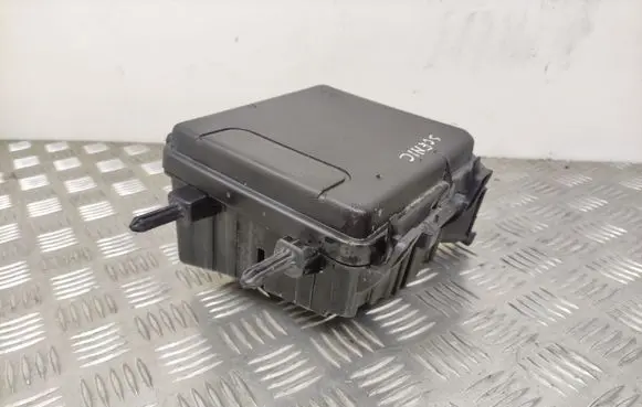 Renault Scenic III - Grand scenic III Fuse box set 284B100002R 284C40002R