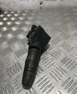 Nissan Primera Indicator stalk 25540