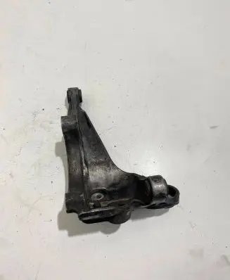 Volkswagen Touareg II Power steering pump mounting bracket 059145167AM
