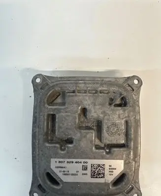 Peugeot 308 Xenon control unit/module 130732940400 10EEG122222