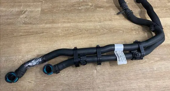 Jaguar F-Pace Engine coolant pipe/hose M8A218C266HB M8A218C266