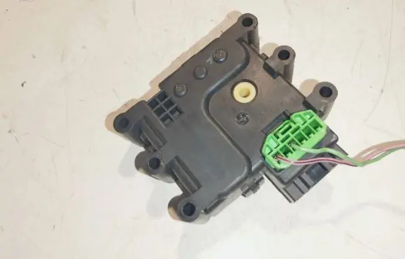 Mazda 6 A/C air flow flap actuator/motor 7829P