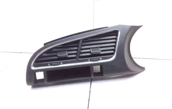 Peugeot 3008 I Dashboard air vent grill cover trim 9688612577