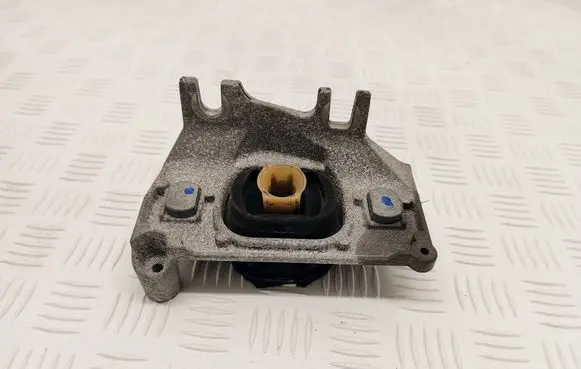 Dacia Duster Gearbox mount 112205217R