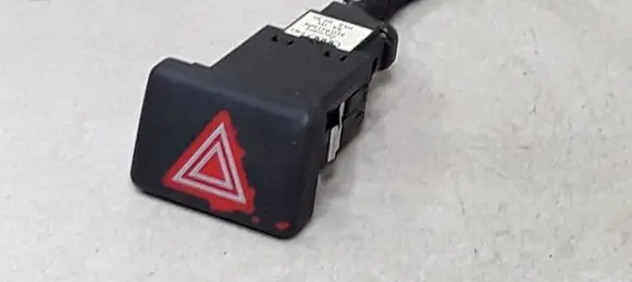 Audi A4 S4 B6 8E 8H Hazard light switch 8E0941509