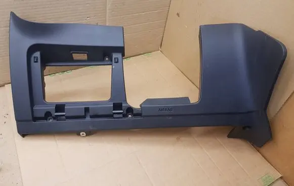 Dashboard lower bottom trim panel