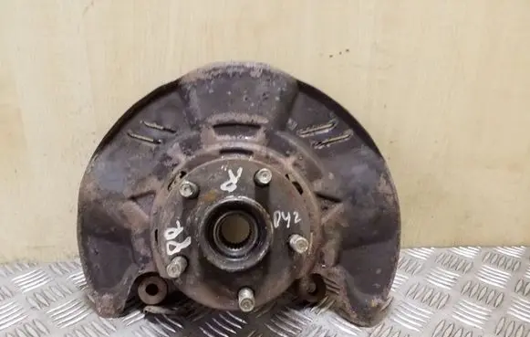 Subaru Legacy Front wheel hub