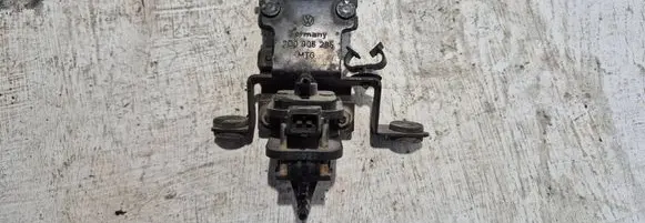 Volkswagen Multivan T4 Turbo solenoid valve 7D0906285