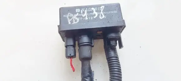Volvo S40, V40 Glow plug pre-heat relay 7700107794
