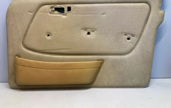Mercedes-Benz E W123 Front door card panel trim