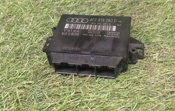 Audi Q7 4L Parking PDC control unit/module 4F0919283D 4F0910283D