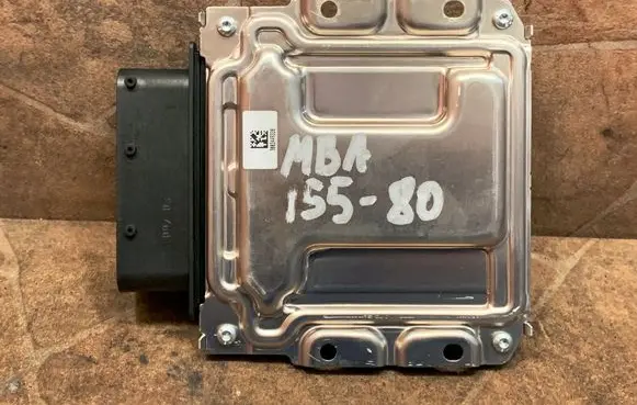 Mercedes-Benz E C207 W207 Adblue control unit A0009009704