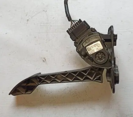 Ford Transit Accelerator throttle pedal 6C119F836CC 6PV00923810 C95YE02