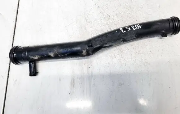 Engine coolant pipe/hose
